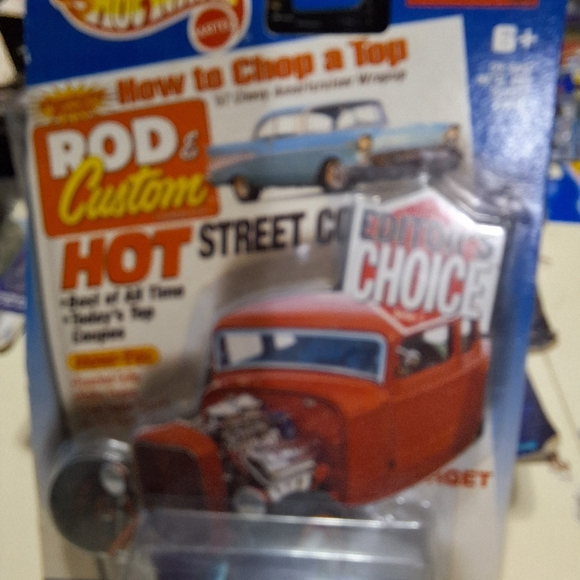 HOT WHEELS 2001 TARGET EXCLUSIVE EDITORS CHOICE SERIES '57 CHEVY ROD & CUSTOM RR - Picture 2 of 8